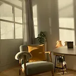 Am Apartment *