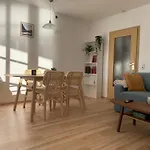Apartment Am *